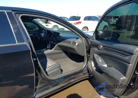 2019 Honda Accord Sport z USA, uszkodzony, nr VIN 1HGCV1F34KA072744